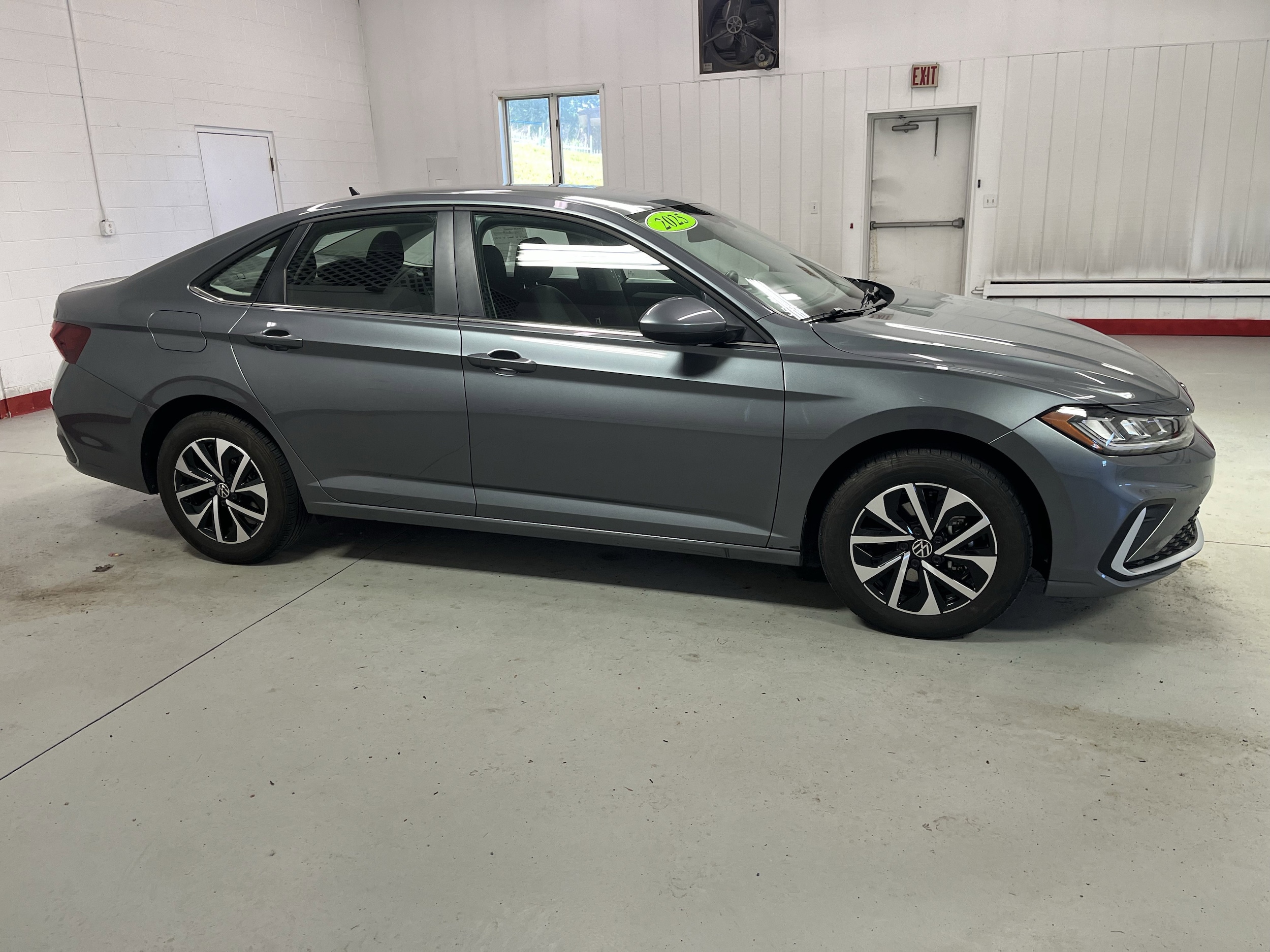 2025 Volkswagen Jetta's photo