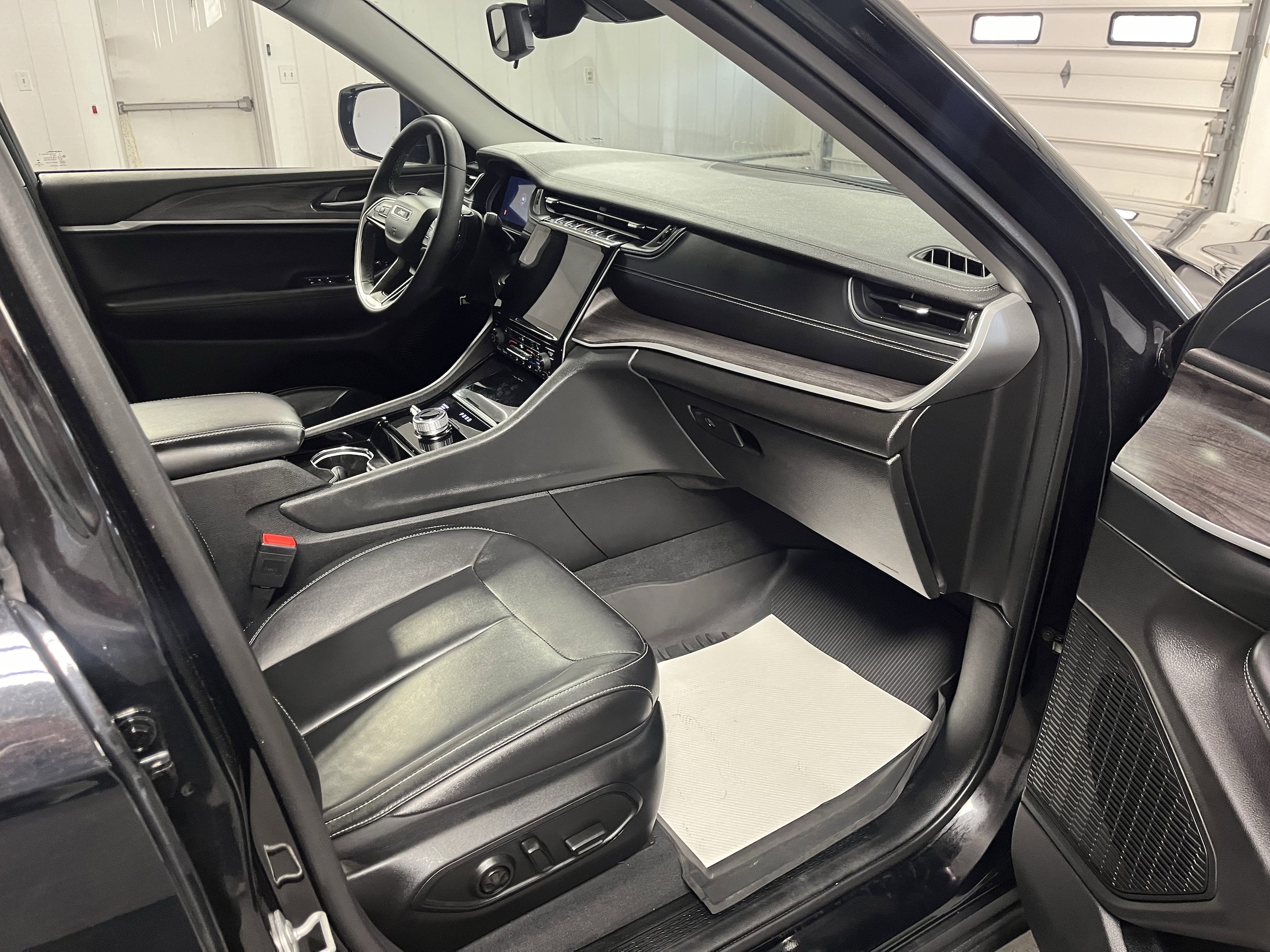 2023 Jeep Grand Cherokee Limited - Photo 11