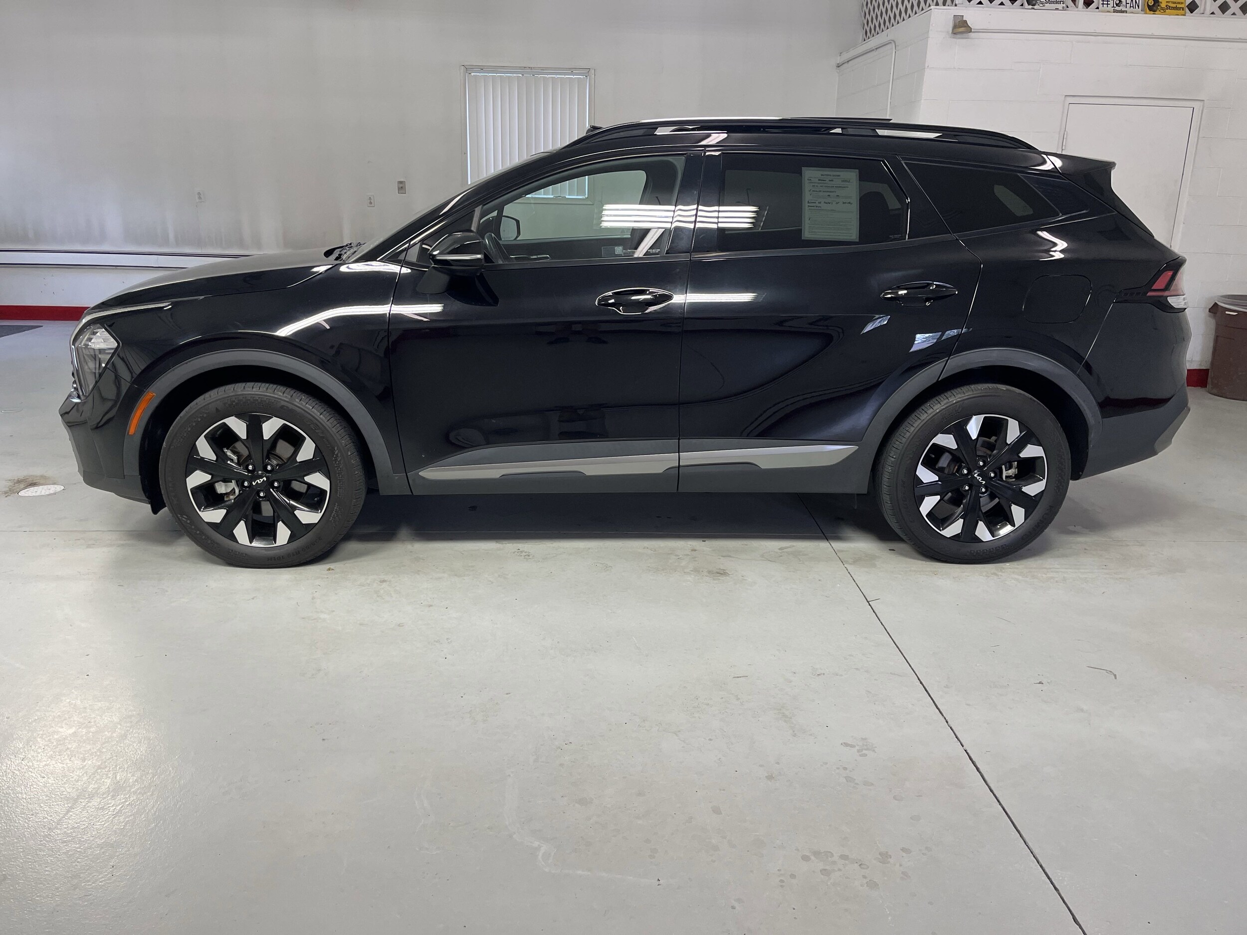 2023 Kia Sportage X-Line photo 4