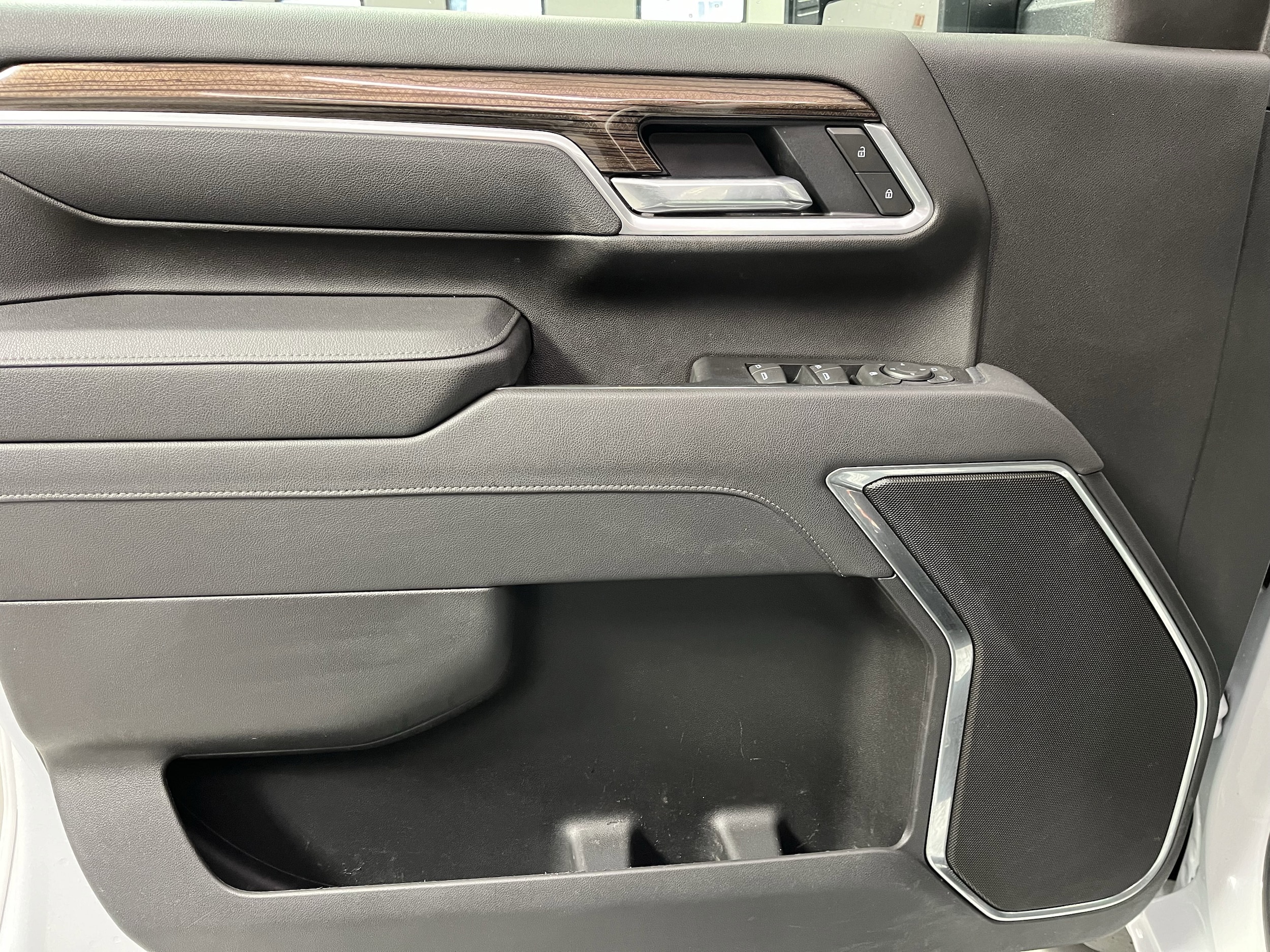 2025 Chevrolet Silverado 2500HD LT - Photo 14