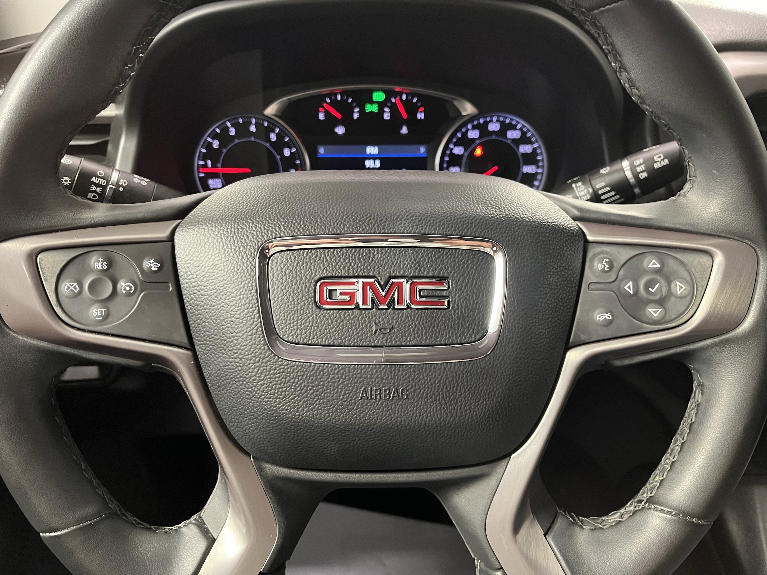 2023 GMC Acadia AT4 - Photo 17