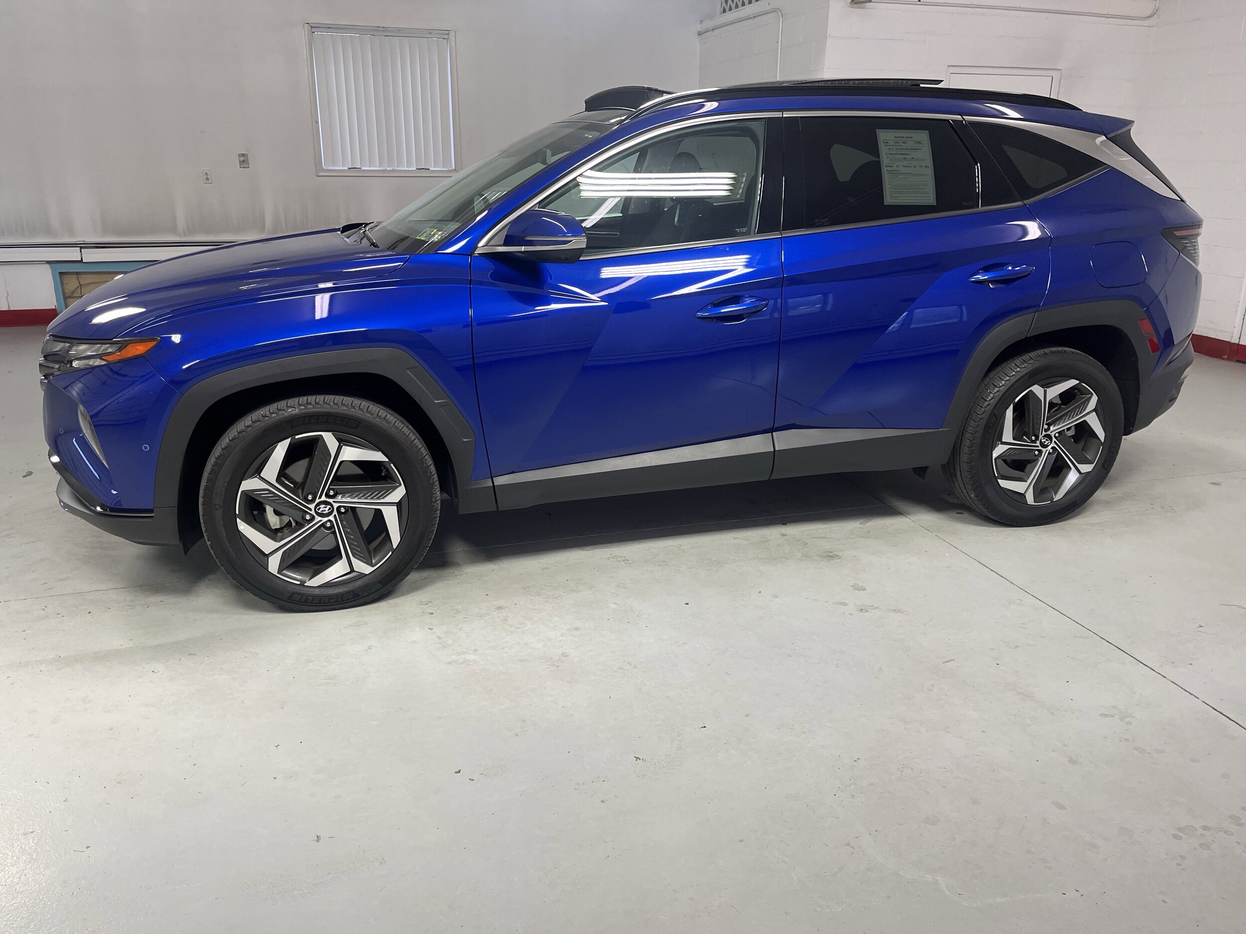 2023 Hyundai Tucson Limited photo 3