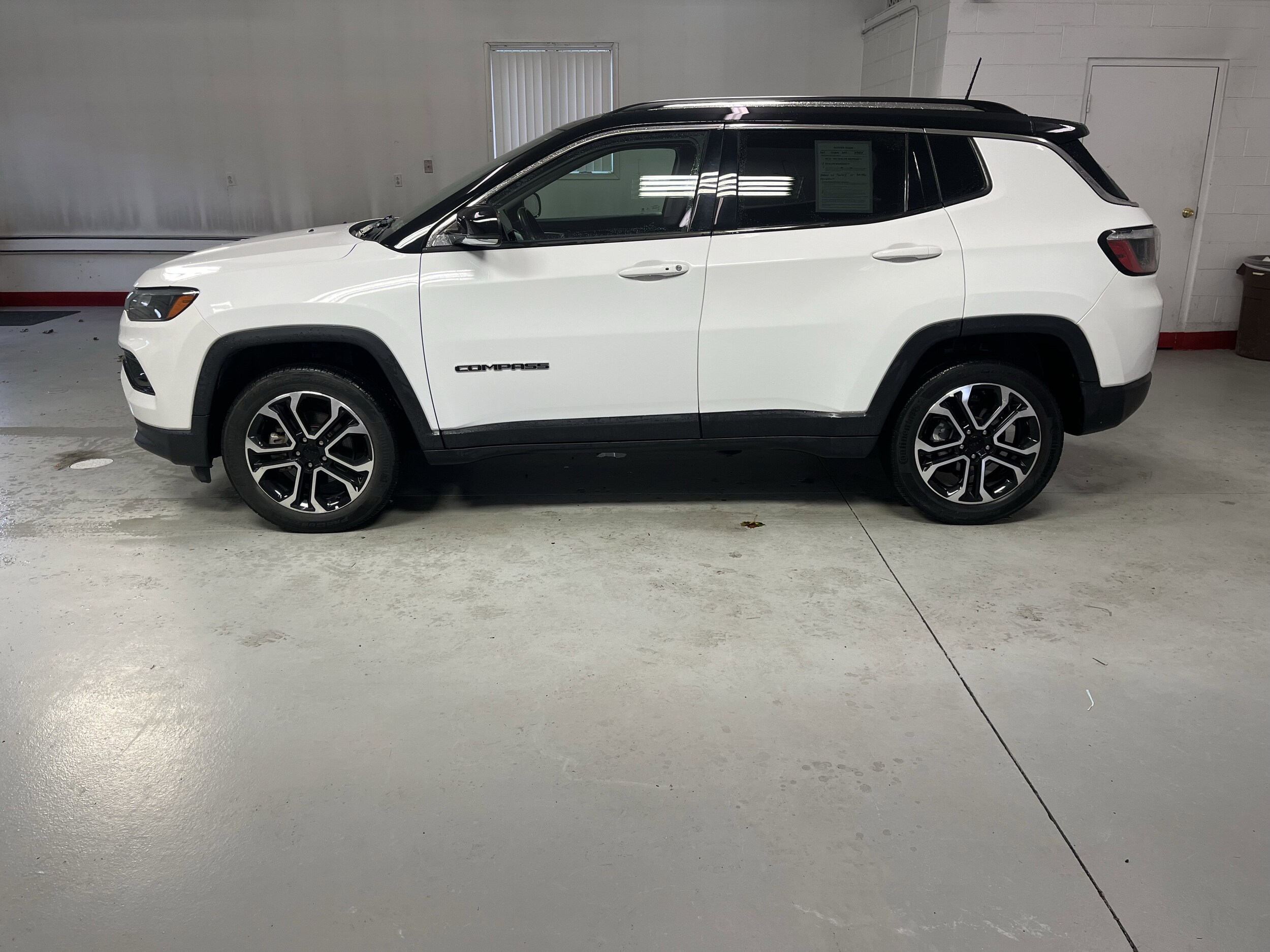 2022 Jeep Compass Limited photo 4