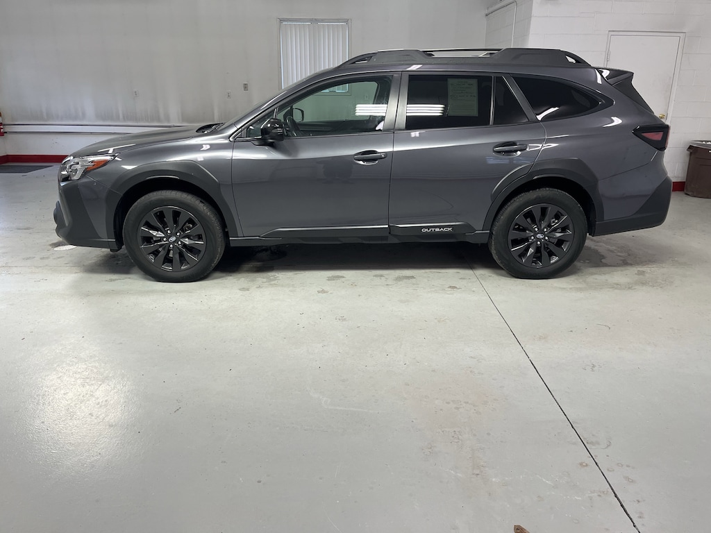 Used 2025 Subaru Outback Onyx Edition SUV