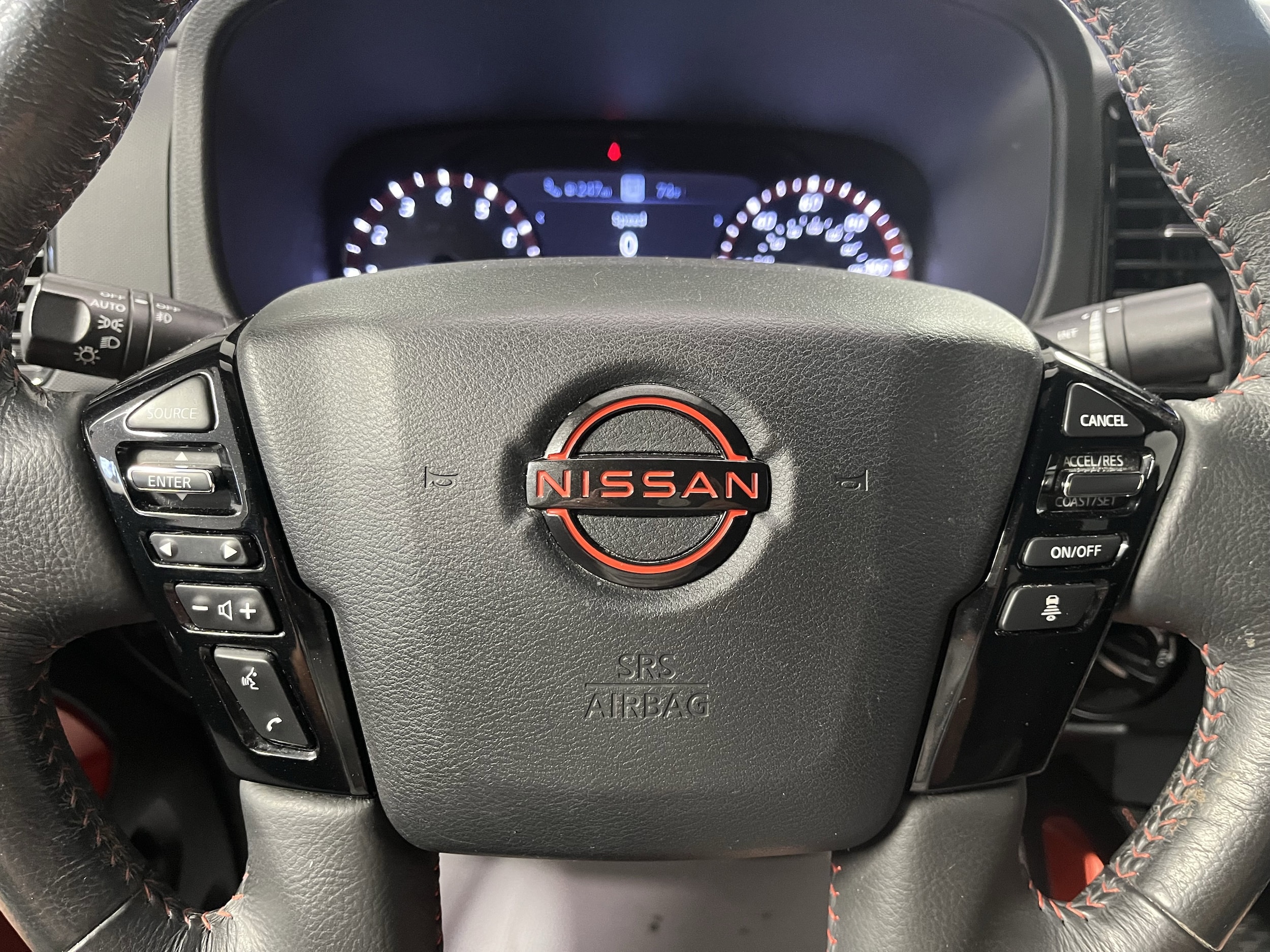 2022 Nissan Frontier PRO-4X - Photo 15