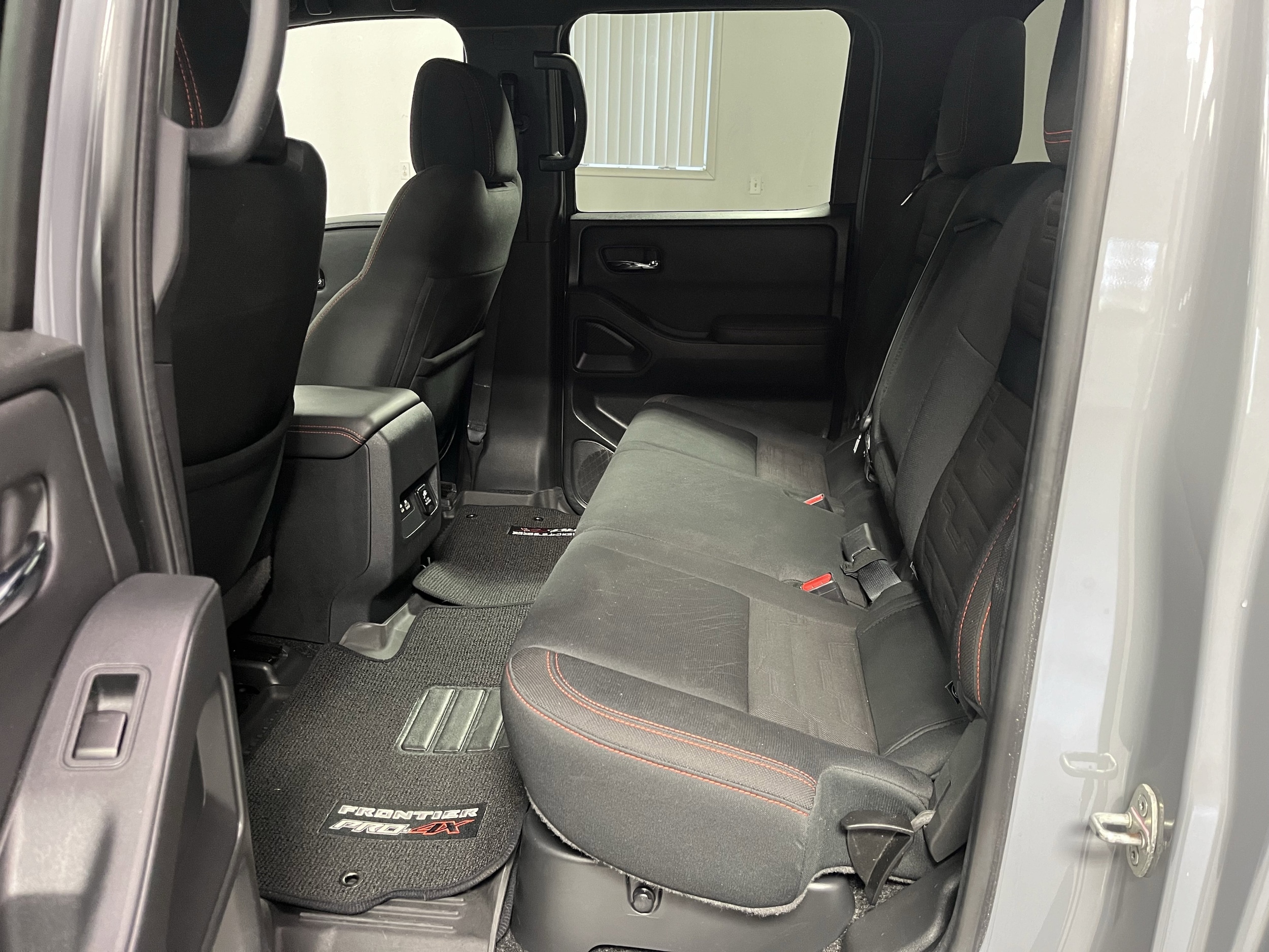 2022 Nissan Frontier PRO-4X - Photo 22