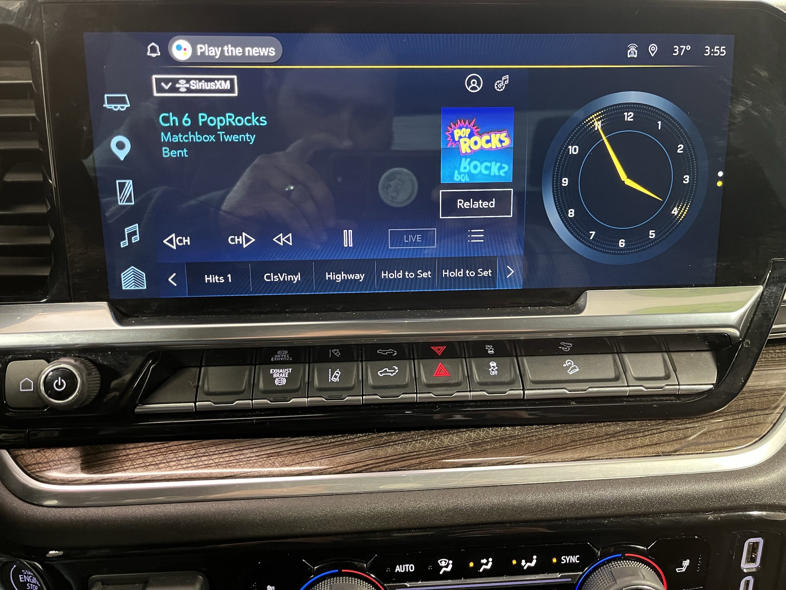 2025 Chevrolet Silverado 2500HD LT - Photo 18