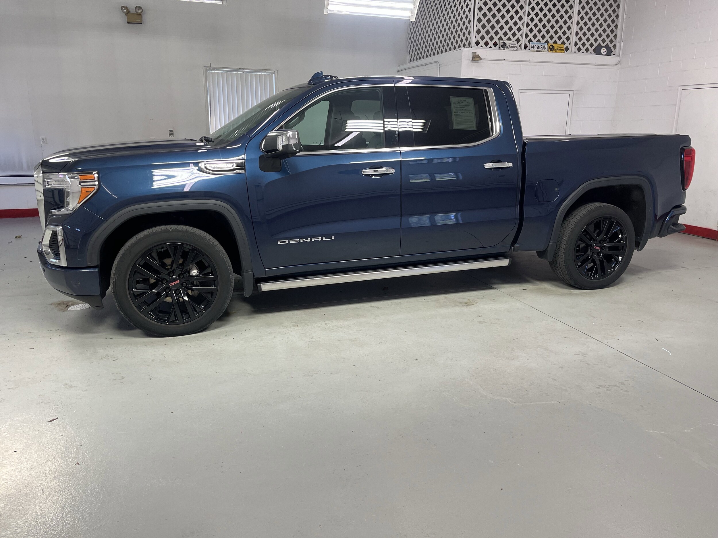 2022 Gmc Sierra 1500 Limited Denali photo 3