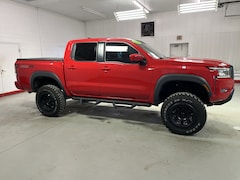 2022 Nissan Frontier PRO-4X Truck Crew Cab