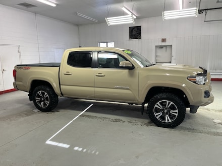 2017 Toyota Tacoma TRD Sport Truck Double Cab