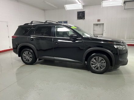 2025 Nissan Pathfinder SV SUV