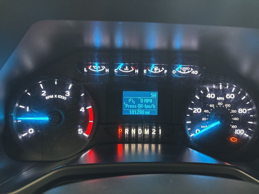 2017 Ford F-550 - Photo 20