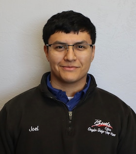 Staff member Joel Castorena from ID_882bd5fcac92