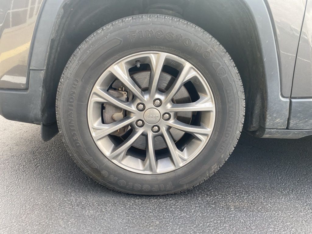 Used 2019 Jeep Cherokee Latitude Plus Latitude Plus 4x4