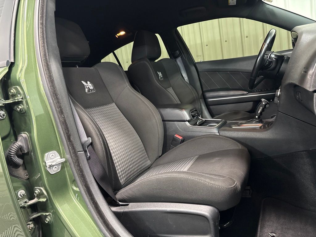 Photo 19