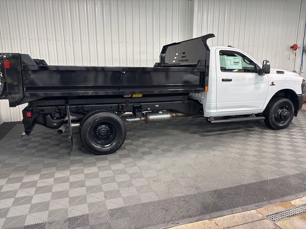 2026 Ram 3500 Tradesman photo 3
