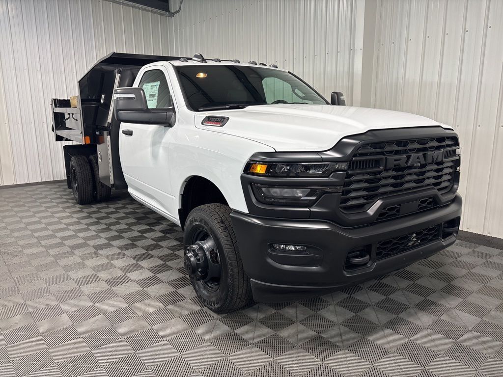 2026 Ram 3500 Tradesman photo 2