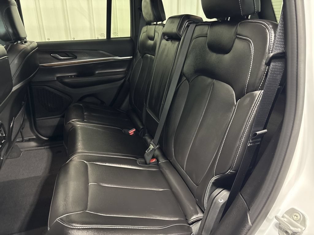 2025 Jeep Grand Cherokee Limited - Photo 13