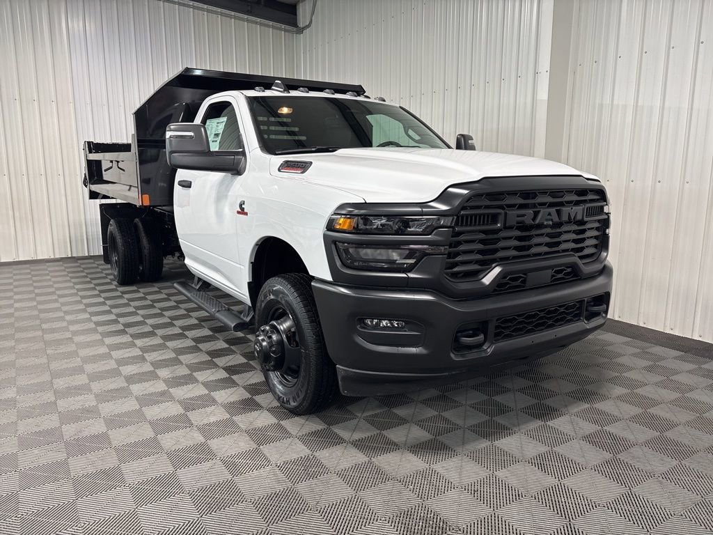2026 Ram 3500 Tradesman photo 2