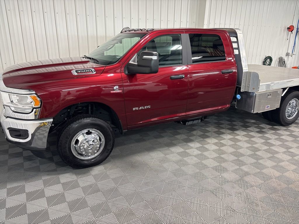 2024 Ram 3500 SLT photo 2
