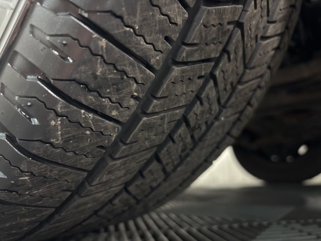 2016 Ford Transit XLT photo 3