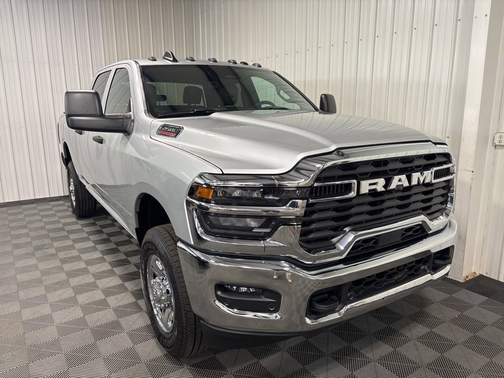 2026 Ram 2500 Tradesman photo 2
