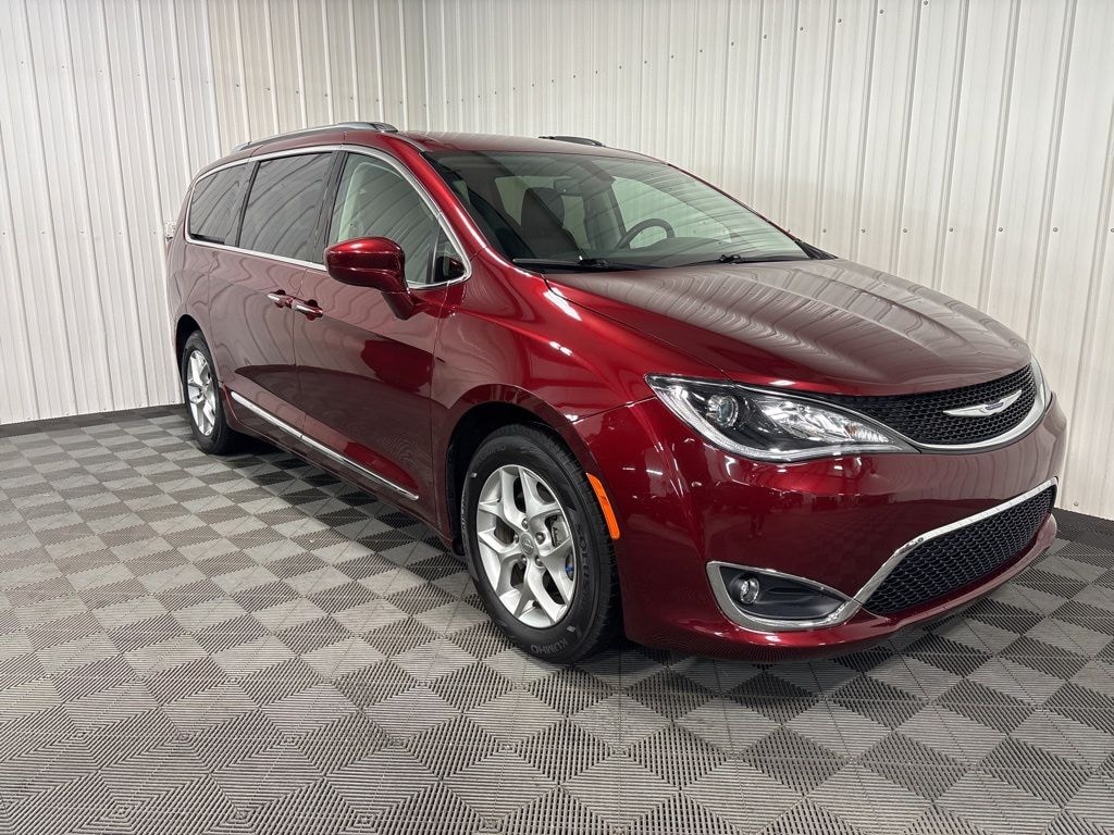 Used 2020 Chrysler Pacifica Touring L Plus Touring L Plus FWD
