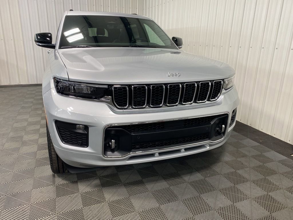 New 2025 Jeep Grand Cherokee L Overland Sport Utility