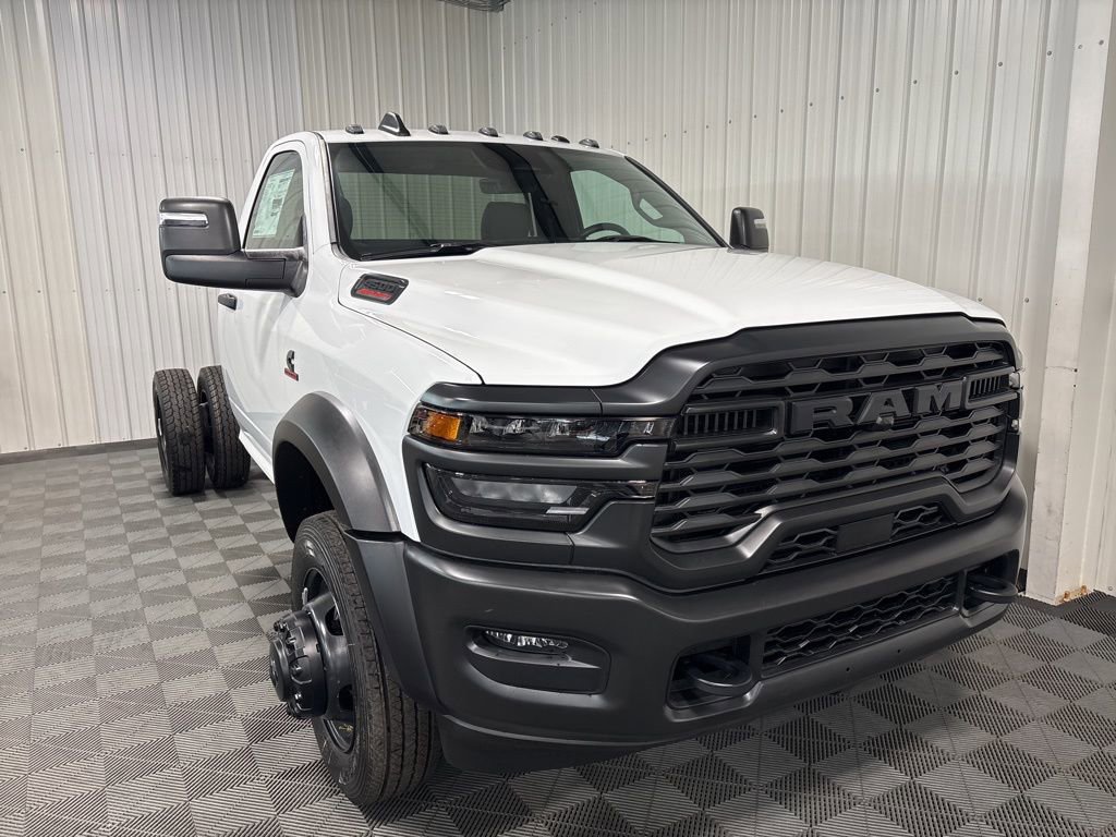 2026 Ram 4500 Tradesman photo 2