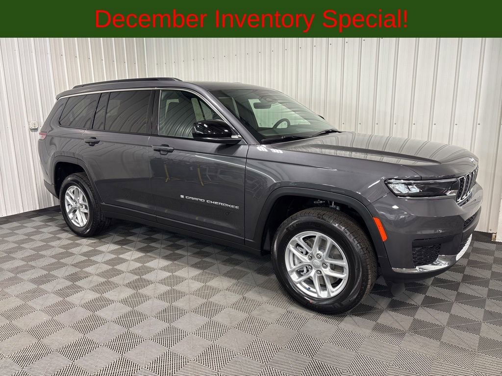2025 Jeep Grand Cherokee L Laredo's photo