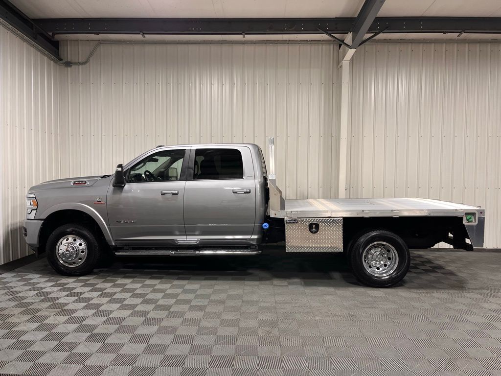 2024 Ram 3500 Laramie photo 2