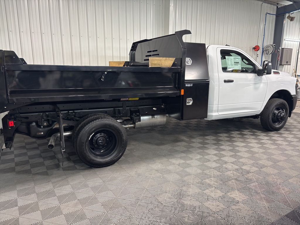 2026 Ram 3500 Tradesman photo 3