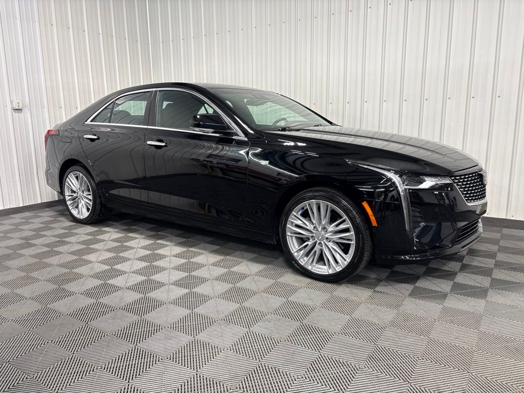 2023 Cadillac CT4