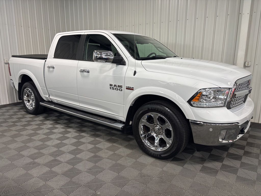2016 RAM 1500 Laramie 4x4 Crew Cab 5'7's photo