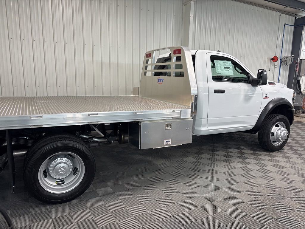 2026 Ram 5500 Tradesman photo 3
