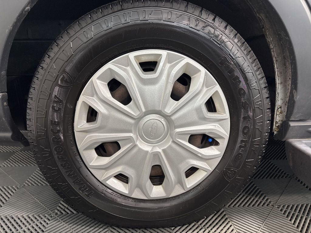 2016 Ford Transit XLT photo 2