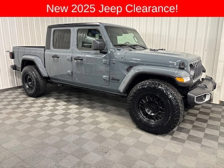 2025 Jeep Gladiator Sport S Pickup