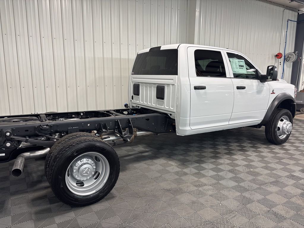 2026 Ram 4500 Tradesman photo 3