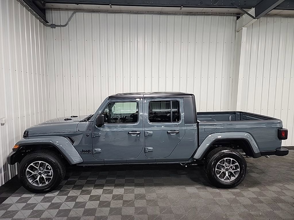 2025 Jeep Gladiator Sport S - Photo 6