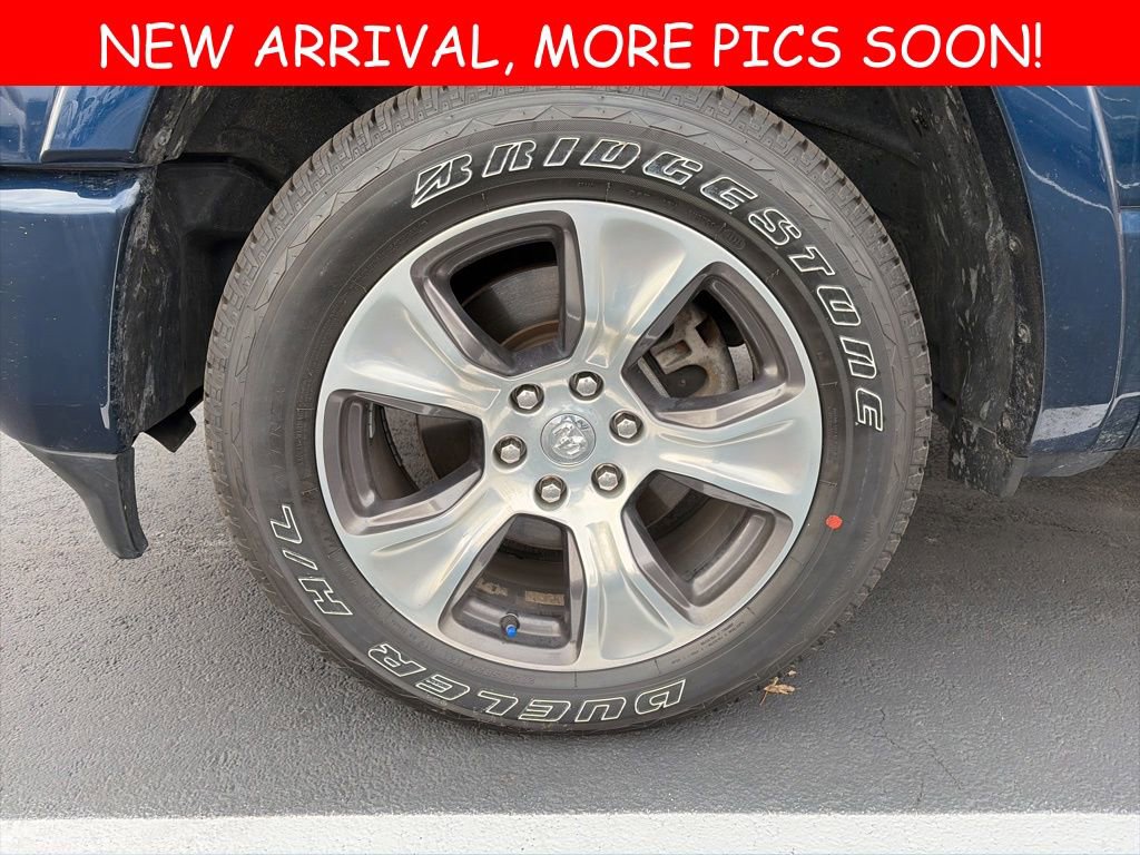 2022 Ram 1500 Laramie photo 2