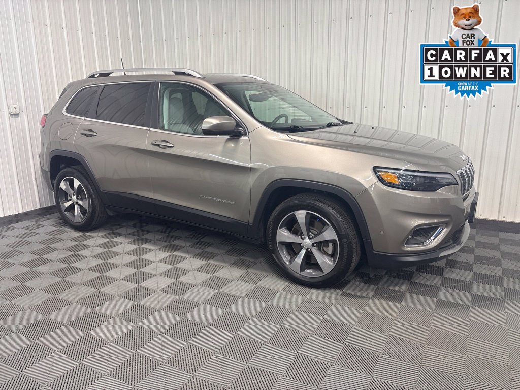 Used 2019 Jeep Cherokee Limited with VIN 1C4PJLDB4KD243850 for sale in Celina, OH