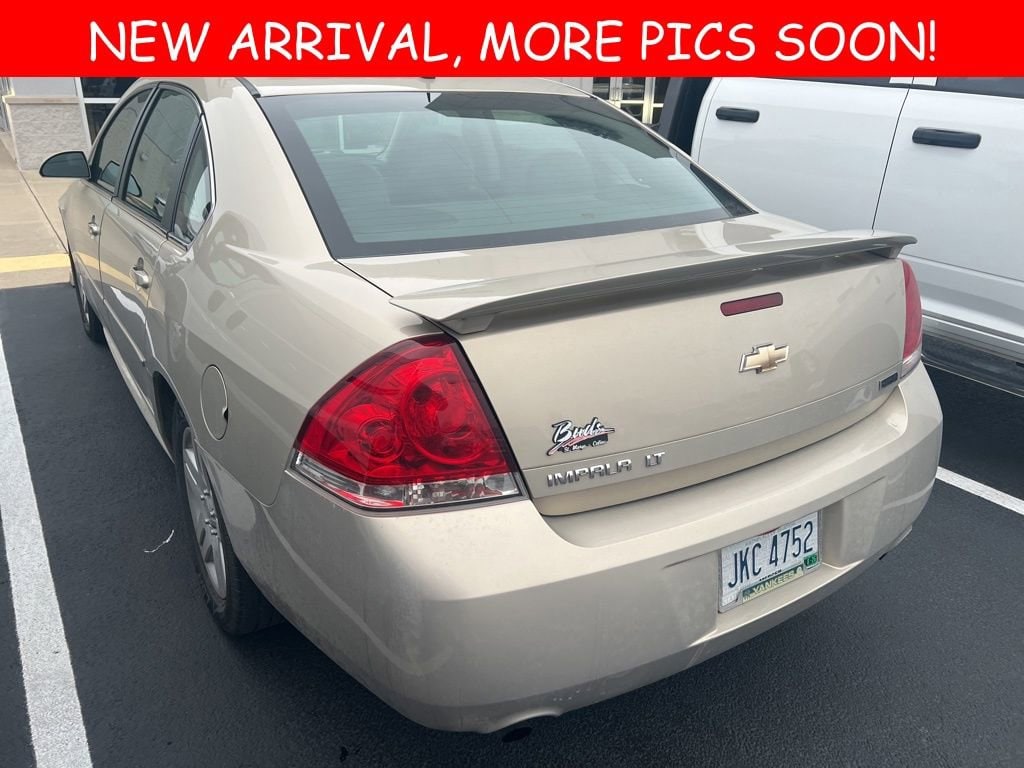 2012 Chevrolet Impala photo 2