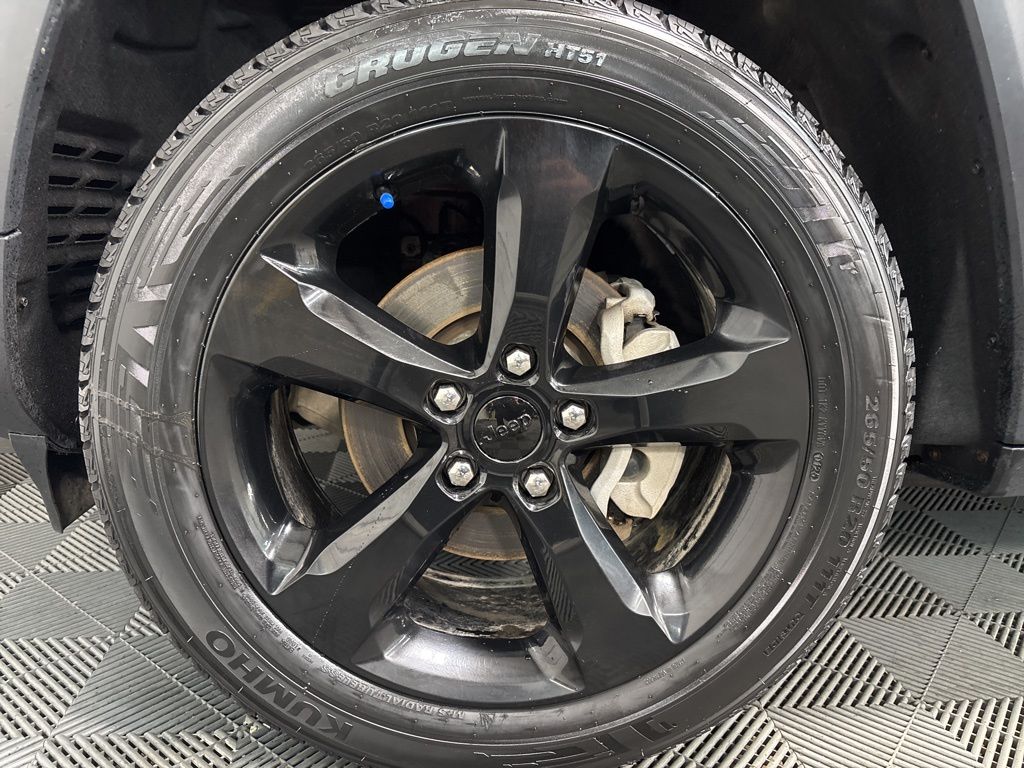 2023 Jeep Grand Cherokee Altitude - Photo 8