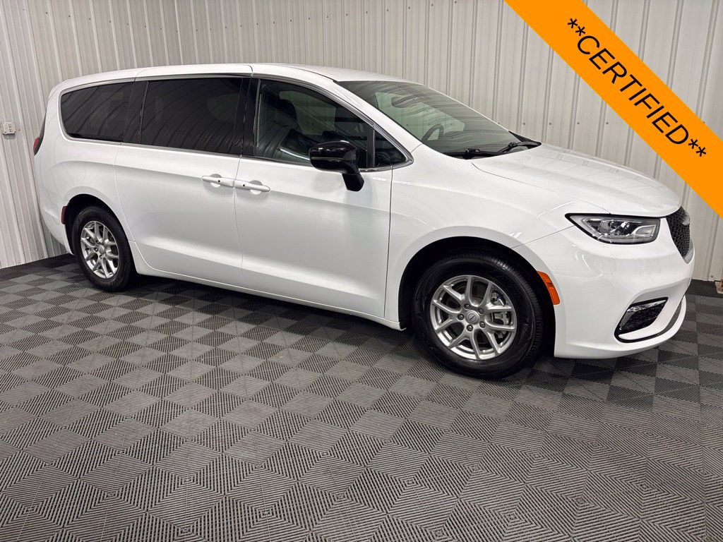 2026 Chrysler Pacifica