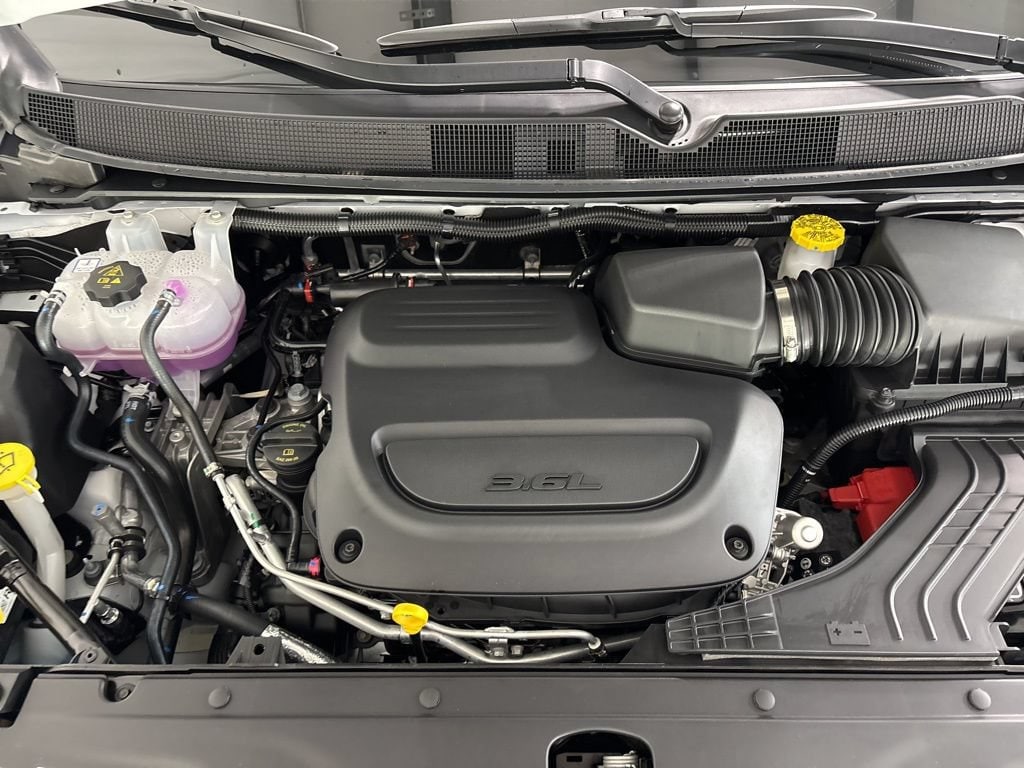 2026 Chrysler Pacifica Select - Photo 25