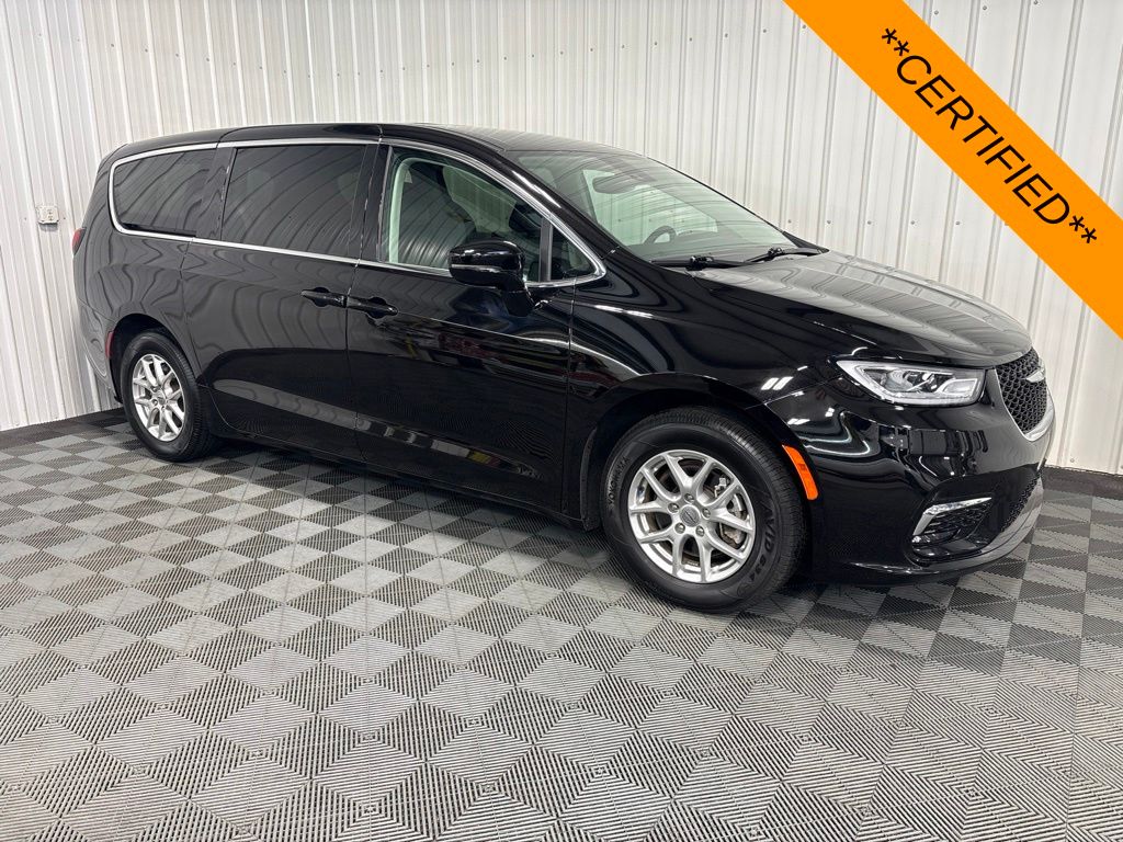 2024 Chrysler Pacifica