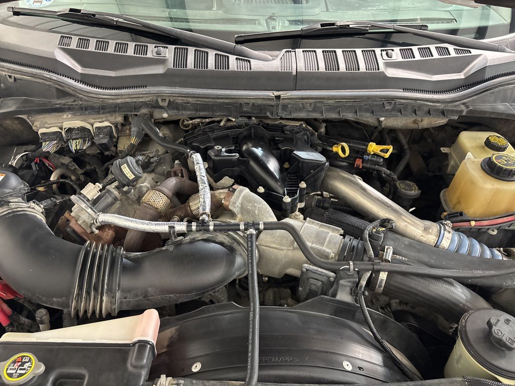 2017 Ford F-550 - Photo 21
