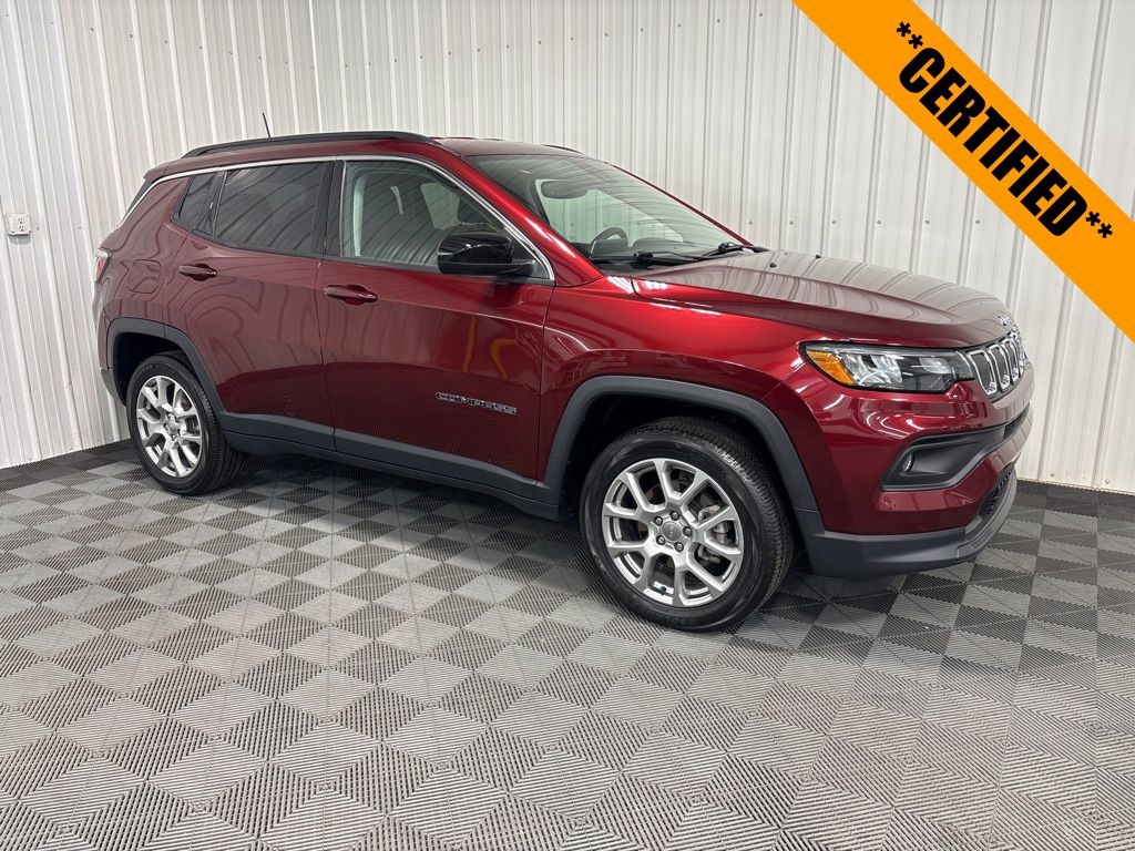 2022 Jeep Compass Latitude Lux