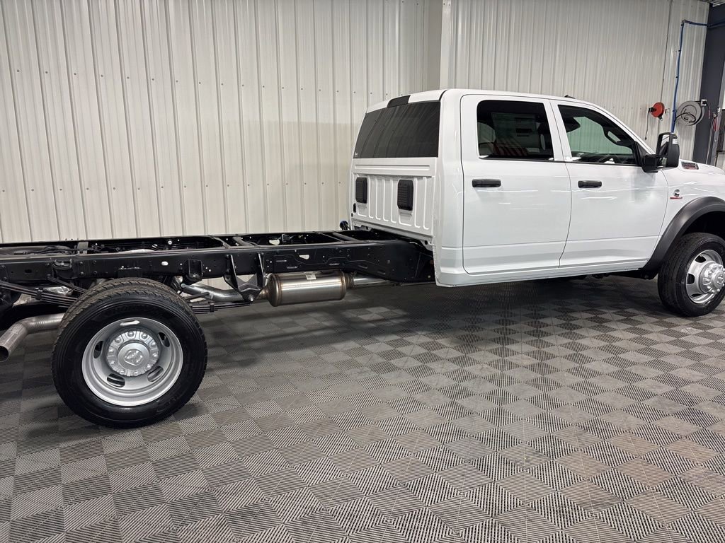 2026 Ram 4500 Tradesman photo 3