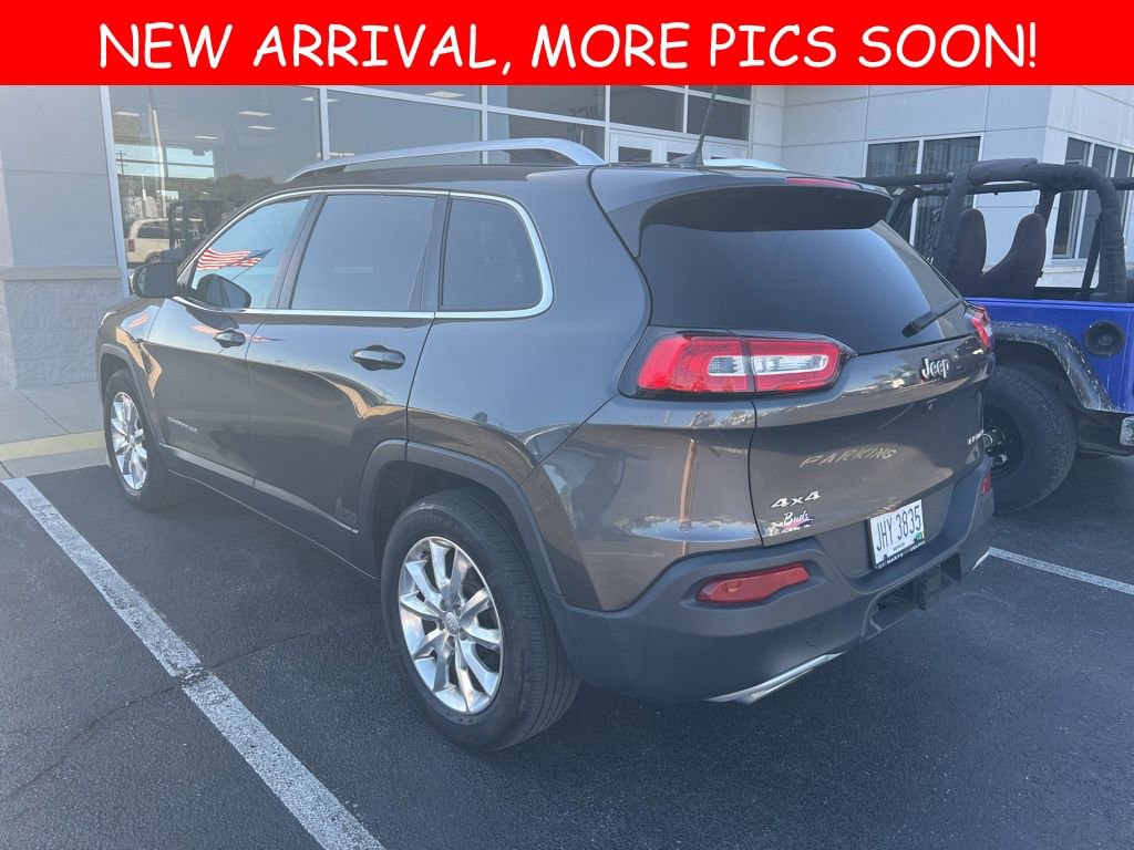 2017 Jeep Cherokee Limited photo 2